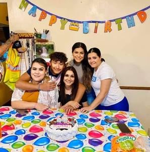 Meet your Posher, Cervantes